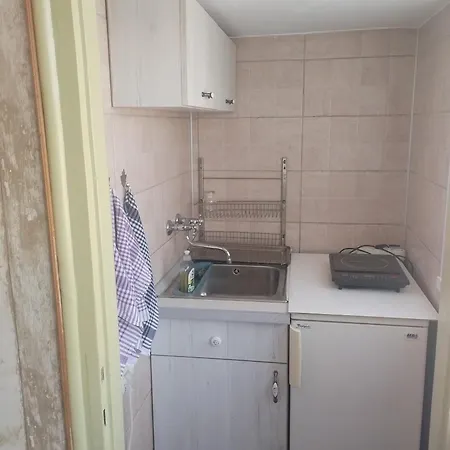 Petra Apartment *